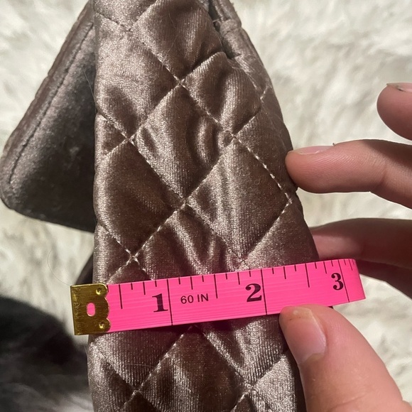 Shoulder bag Quilted velvet flap bag Brown purse chain strap bag - Picture 11 of 12